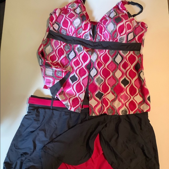 Free Country XL Two Piece Tankini & Swimskirt - Picture 1 of 15